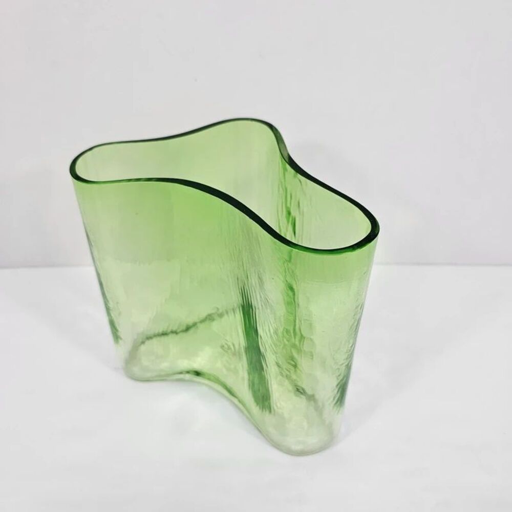 Green Glass Wave Vase 6-Inch Curved Organic Freeform Vessel